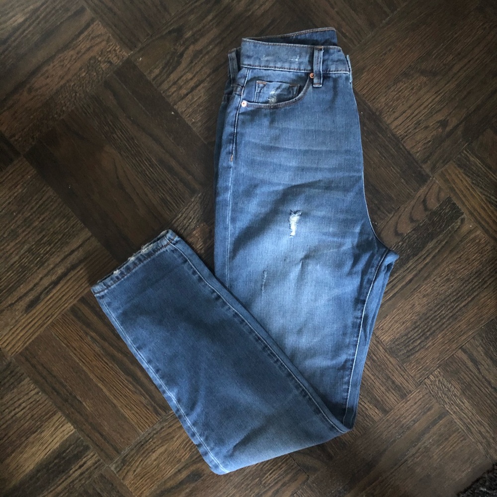 BDG High-Waisted Mom Jean